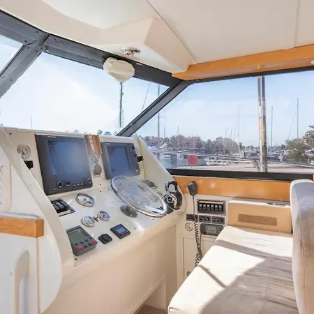 Barco Americano Sotogrande Torreguadiaro Exterior photo